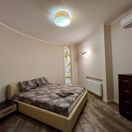 On Klovsky Uzviz *