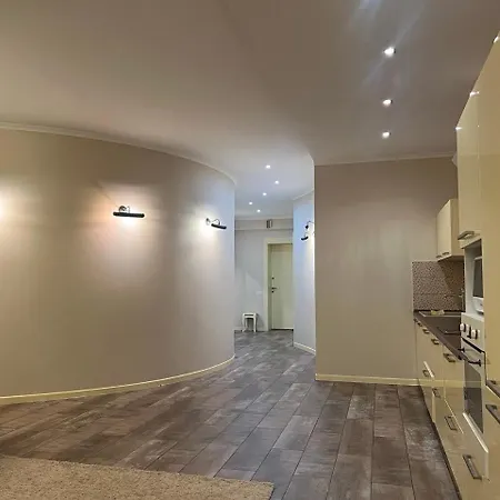 Apartment On Klovsky Uzviz *